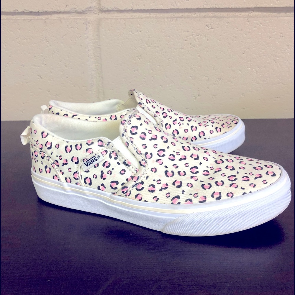 Youth size 3.5 Vans